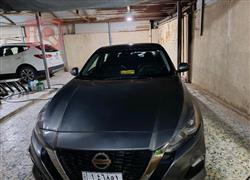 نيسان ألتيما